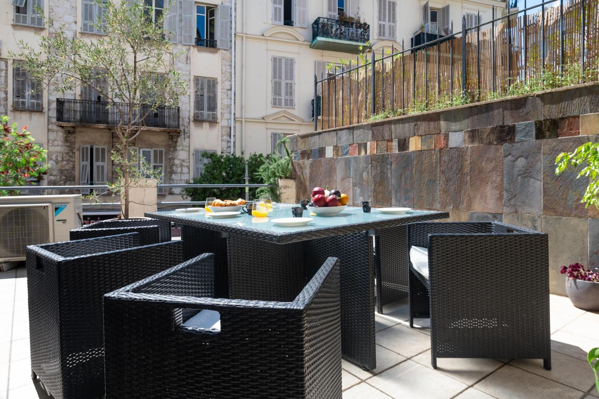 "Le Zen" By Enjoynice, Central Spacious Apartment With Airco, Beach At 10 Min Exterior photo